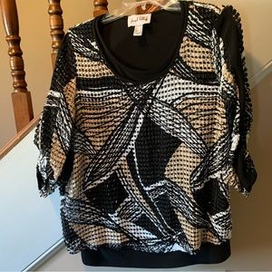 Joseph Ribkoff Mesh Overlay Top sz 10